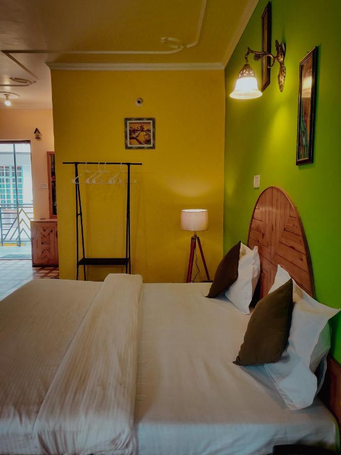 The Brooks, Manali Bed and Breakfast Exteriör bild